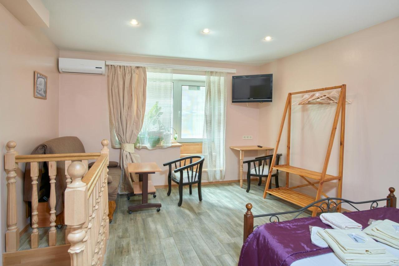 Odessa Comfort House Aparthotel Bagian luar foto