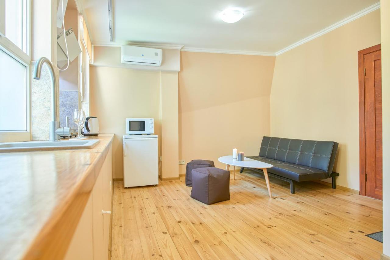 Odessa Comfort House Aparthotel Bagian luar foto