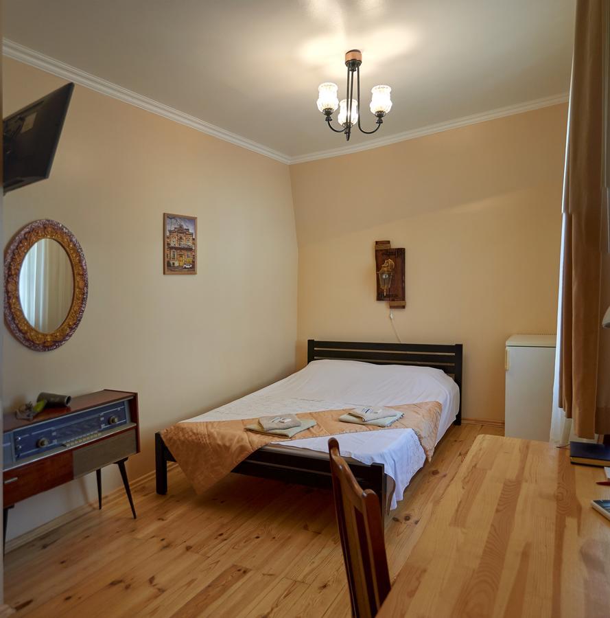 Odessa Comfort House Aparthotel Bagian luar foto